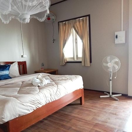 Champa Guesthouse Muangkhong Kültér fotó