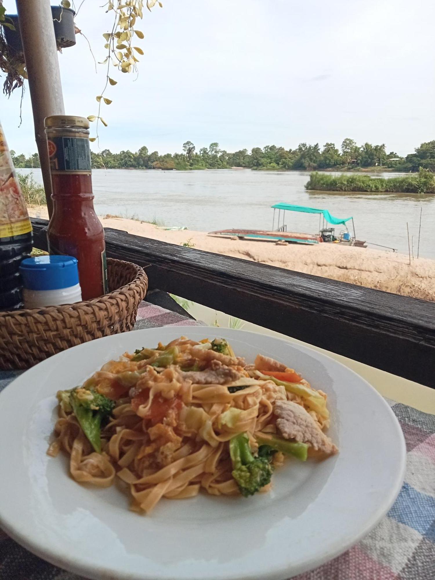 Champa Guesthouse Muangkhong Kültér fotó